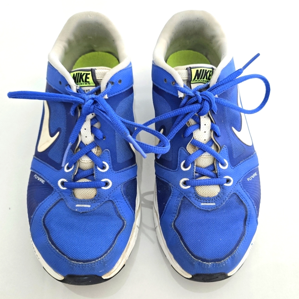 Nike Free Flywire Athletic Training Shoes - Blue and White - Size 8.5